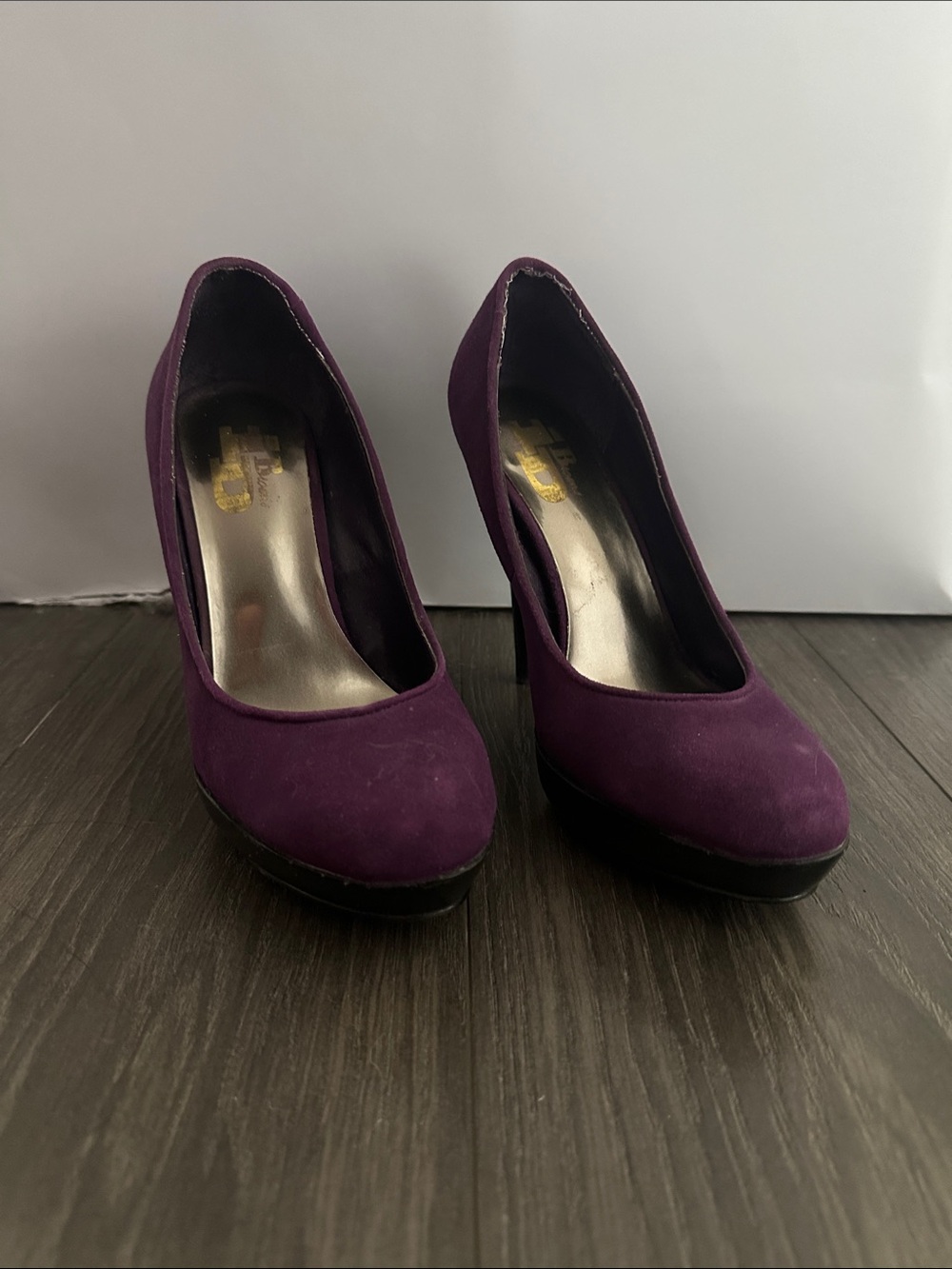 Browns ID Purple Suede Platform Pumps
